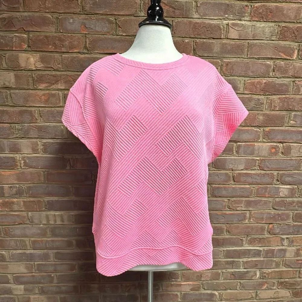 See and Be Seen Women’s Pink Textured Short Sleeve Top Sz Medium NEW